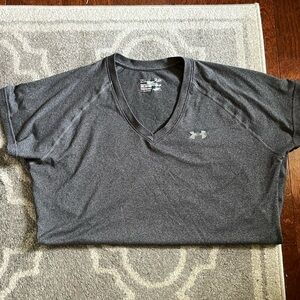 Under Armour Semi-Fitted Heat Gear shirt